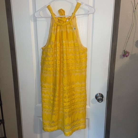 Trina Turk Dresses & Skirts - Trina Turk Textured Yellow Halter Dress Size 8‎